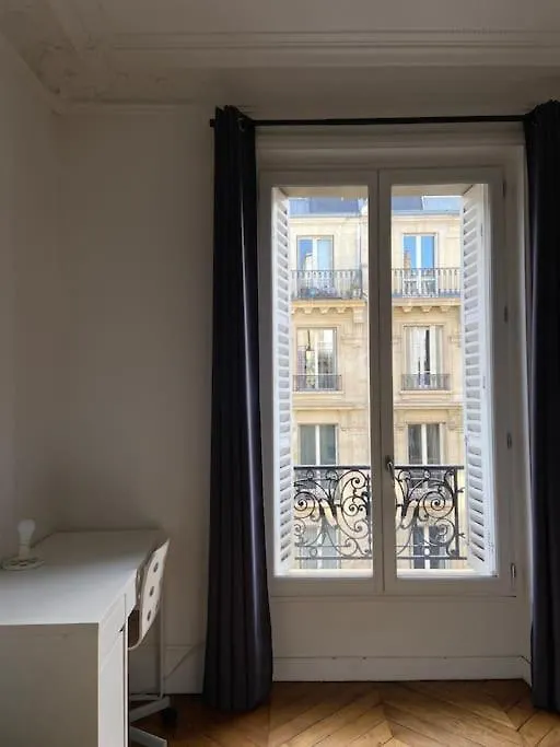 Appartamento 5 Bdr, 10 Ppl Georgous Typical Parisian Flat Parigi